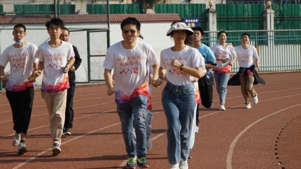 全国助残日｜他们陪伴盲人一起跑出精彩