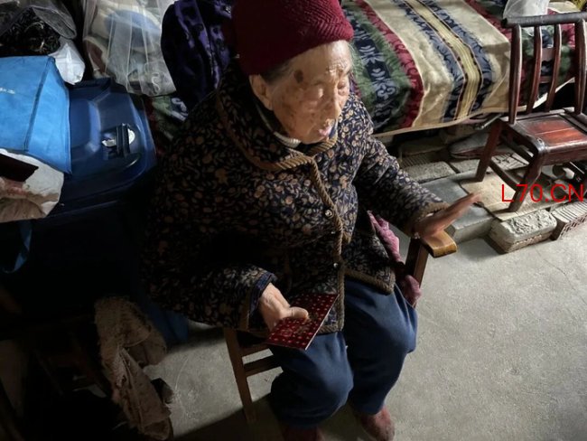 99岁独居老人突然说舍不得死了 从“活不下去”到“舍不得死”