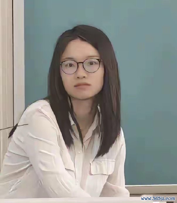 王虹北大同学晒大一合照
